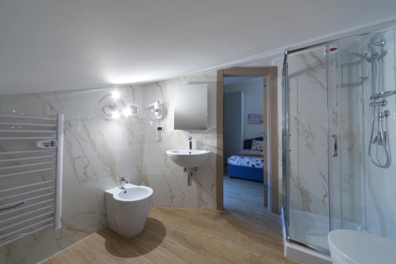 Slow Chic Apartment Beb Policlinico Messina Exteriör bild