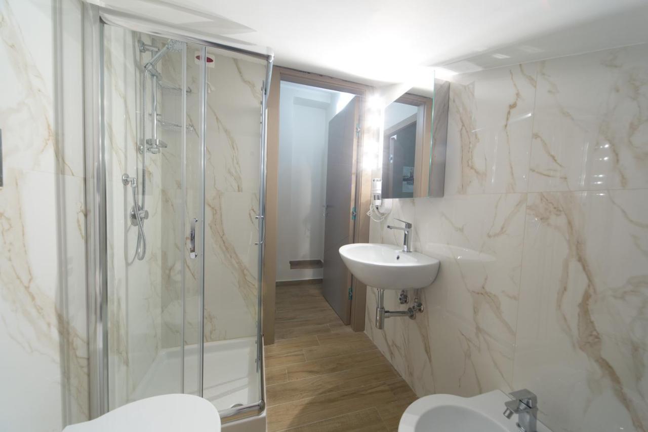 Slow Chic Apartment Beb Policlinico Messina Exteriör bild