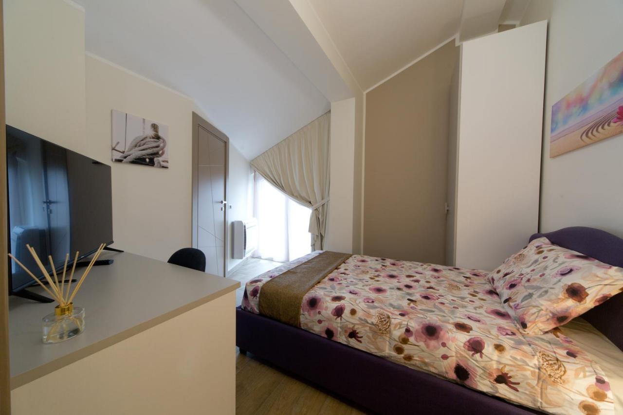 Slow Chic Apartment Beb Policlinico Messina Exteriör bild