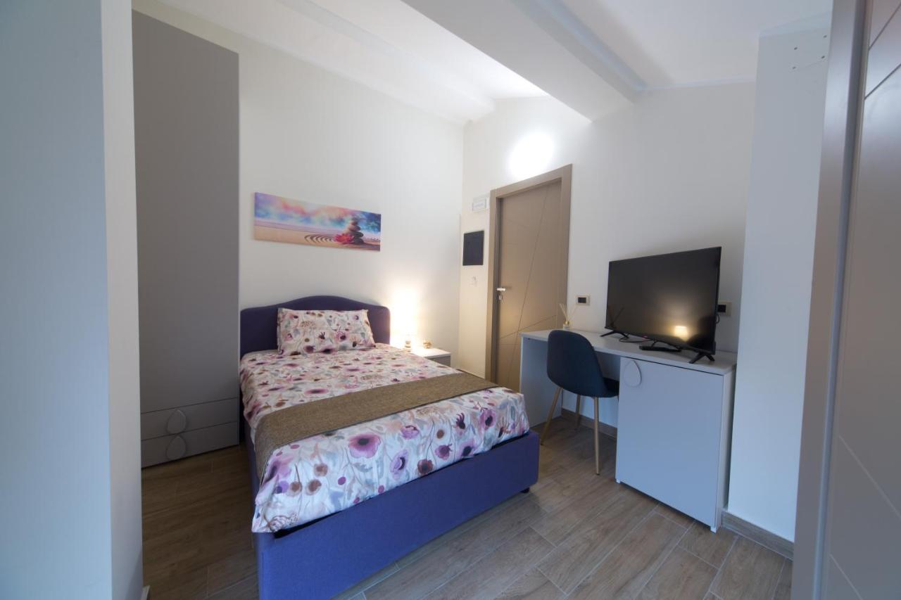 Slow Chic Apartment Beb Policlinico Messina Exteriör bild