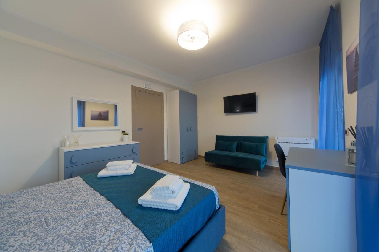 Slow Chic Apartment Beb Policlinico Messina Exteriör bild