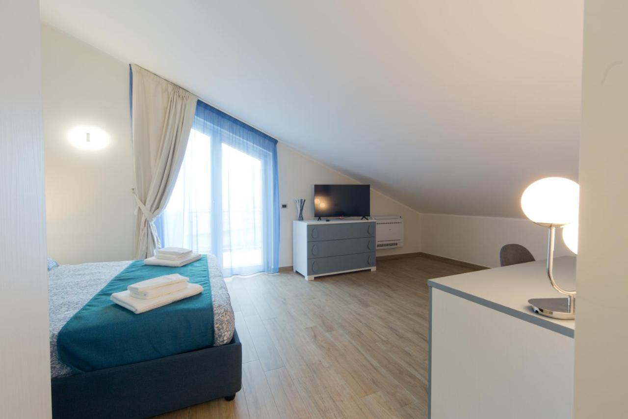 Slow Chic Apartment Beb Policlinico Messina Exteriör bild